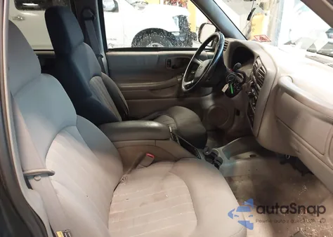 2003 Chevrolet Blazer Ls из США, поврежденный, VIN 1GNDT13X13K127993